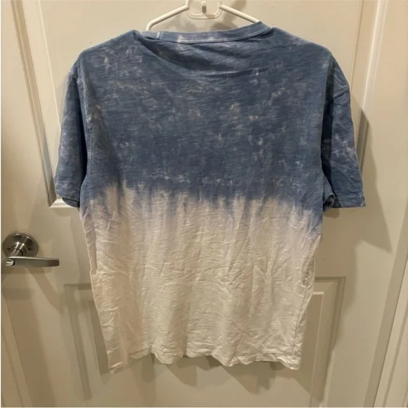 American Eagle Soft Blue T-Shirt - Picture 2 of 3